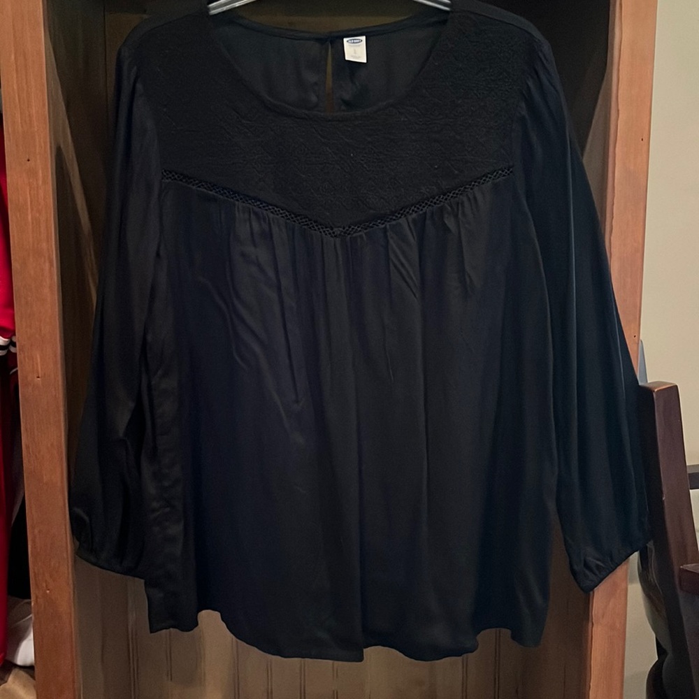 NWT large long sleeve top